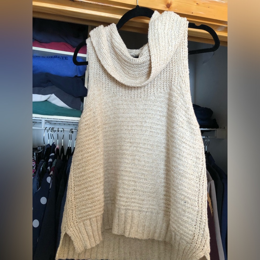 Artisan Ny Cream Sleeveless Cowl Neck Sweater